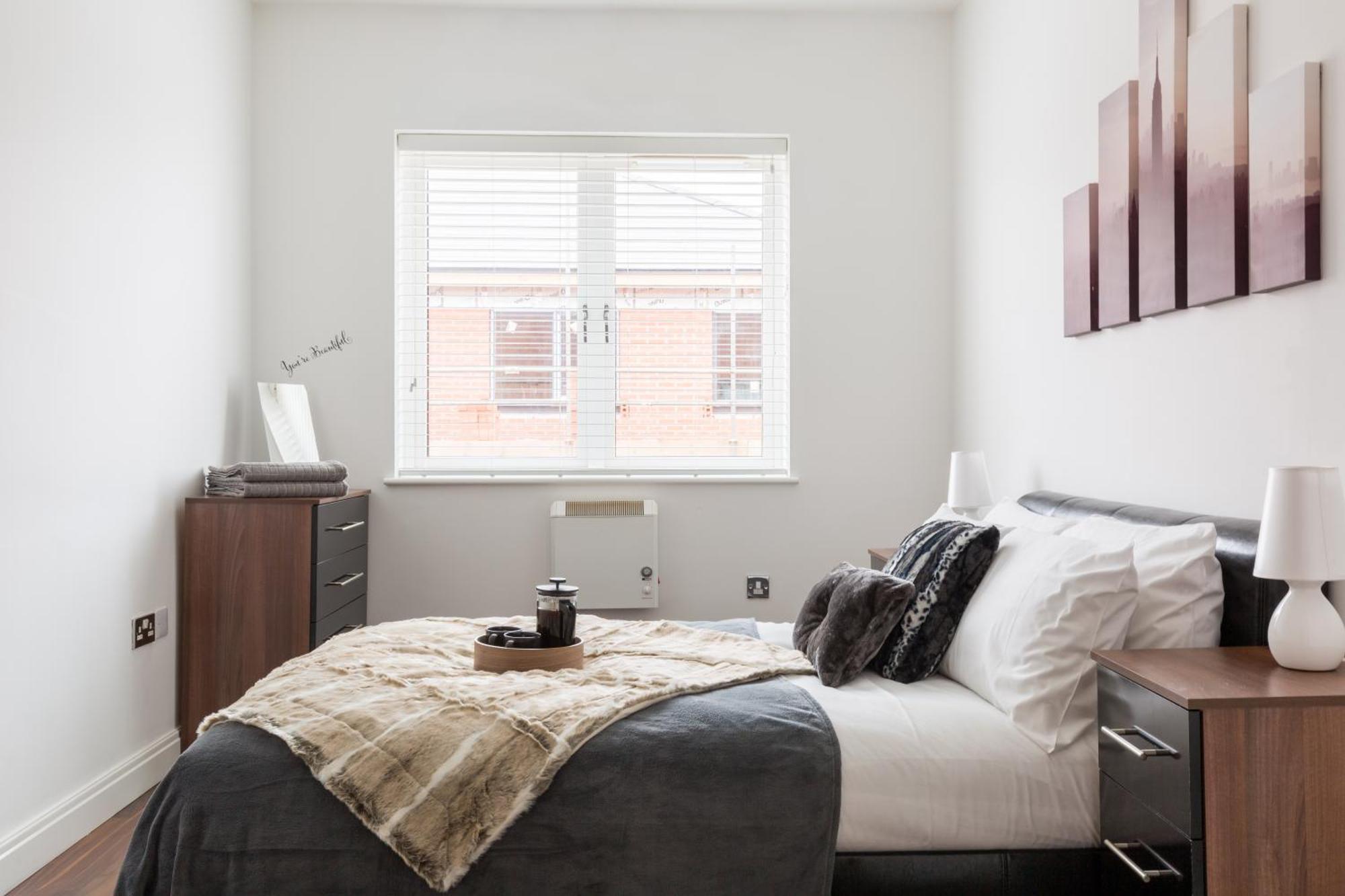 24-7 Secured City Centre Apartments With Free Underground Parking And Wifi Birmingham Esterno foto