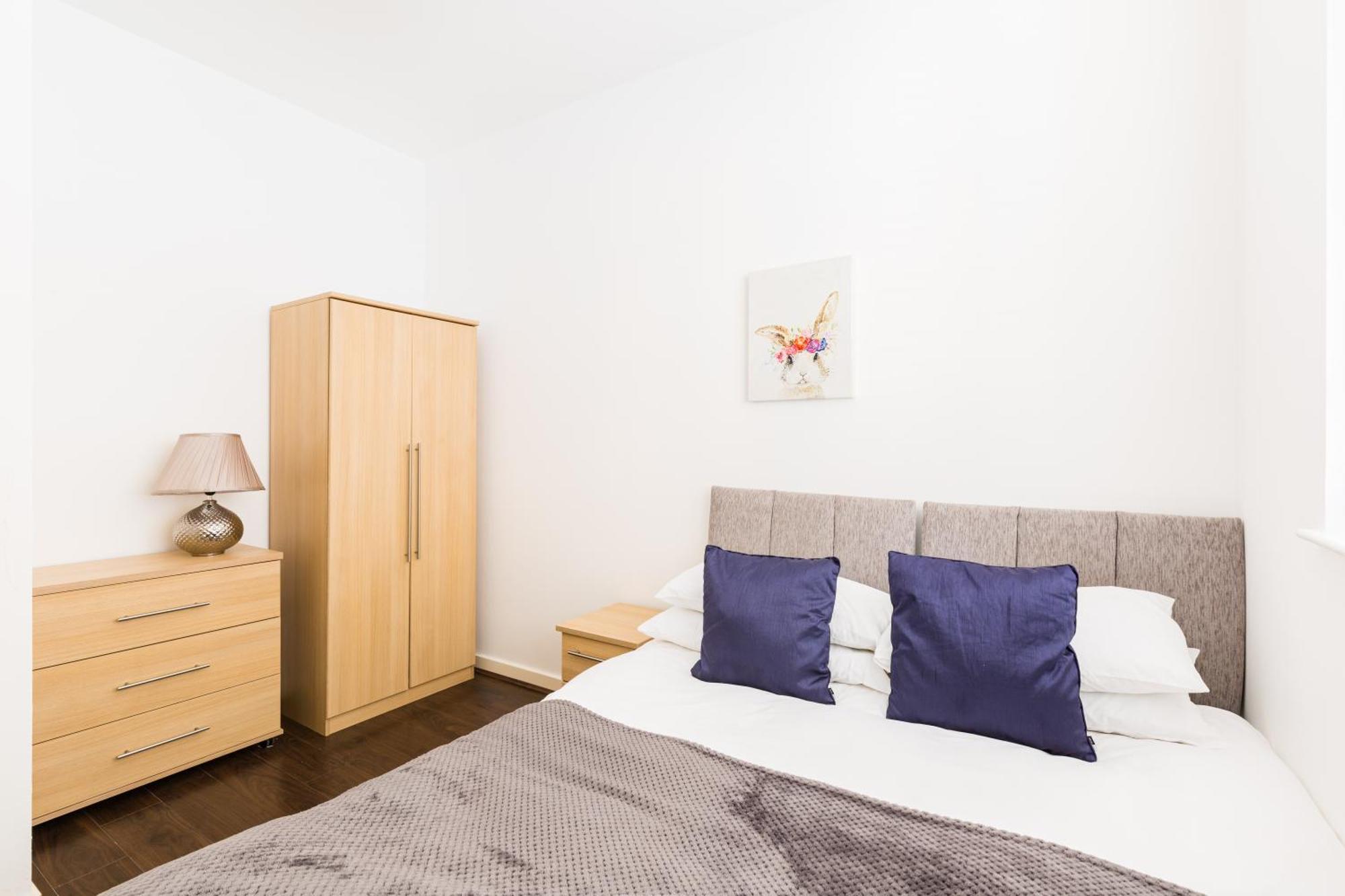 24-7 Secured City Centre Apartments With Free Underground Parking And Wifi Birmingham Esterno foto