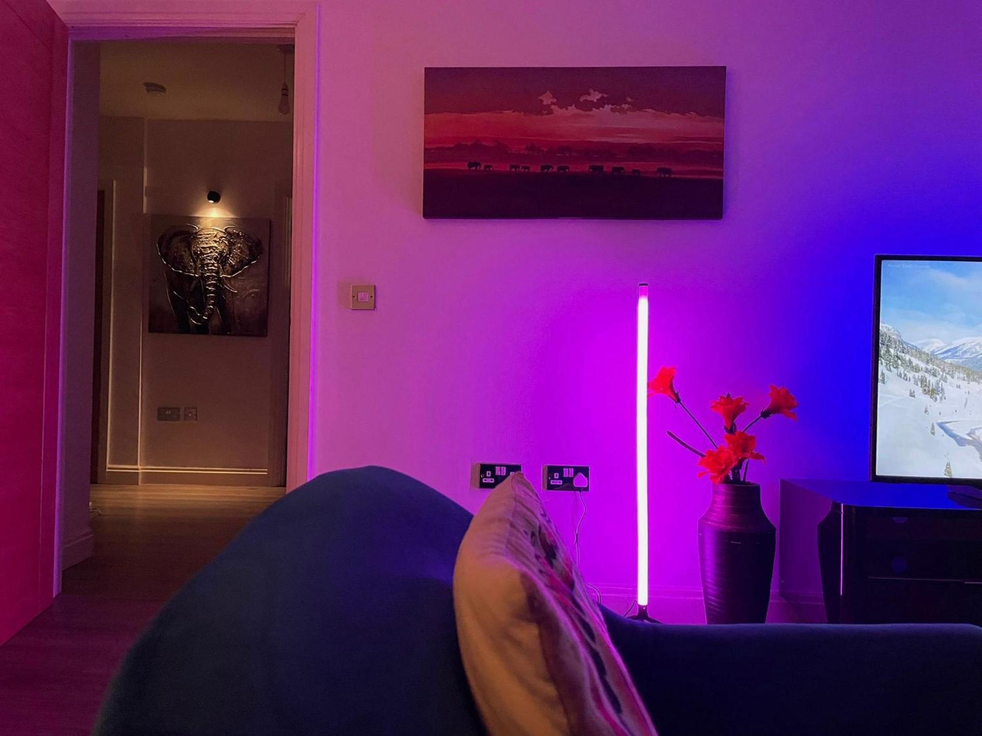 24-7 Secured City Centre Apartments With Free Underground Parking And Wifi Birmingham Esterno foto