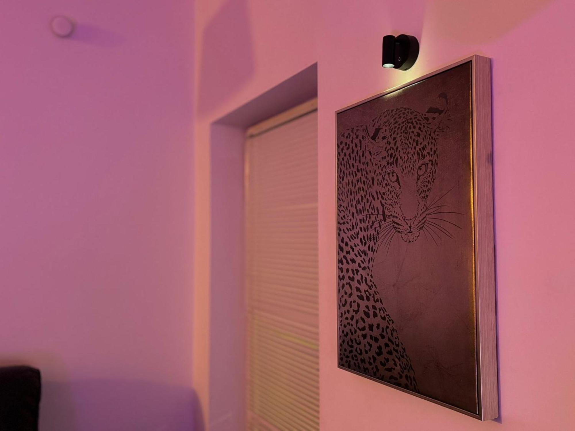 24-7 Secured City Centre Apartments With Free Underground Parking And Wifi Birmingham Esterno foto
