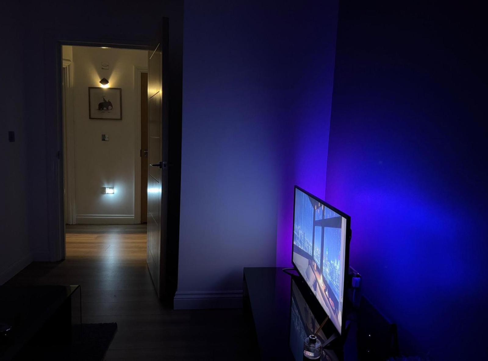 24-7 Secured City Centre Apartments With Free Underground Parking And Wifi Birmingham Esterno foto