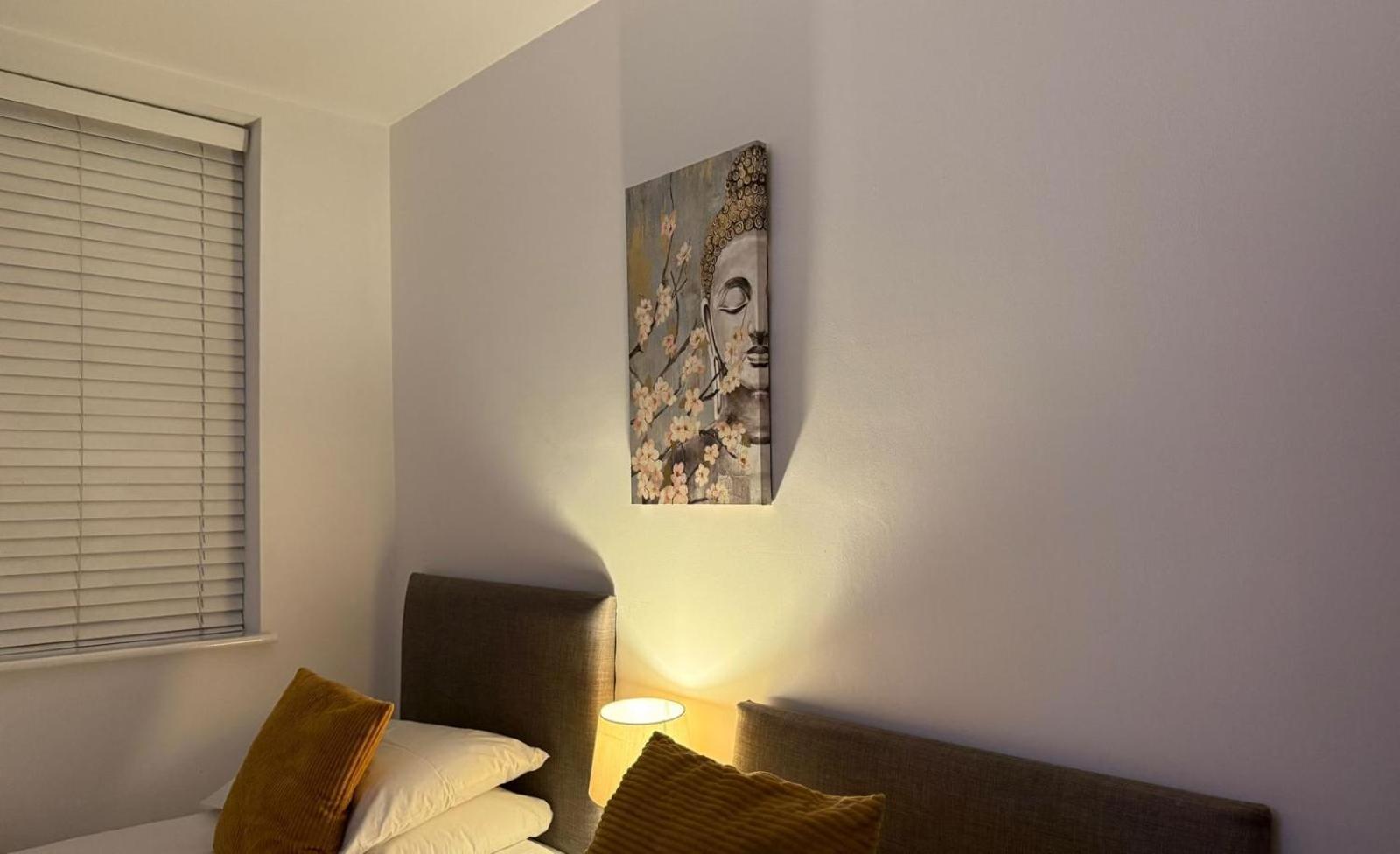 24-7 Secured City Centre Apartments With Free Underground Parking And Wifi Birmingham Esterno foto